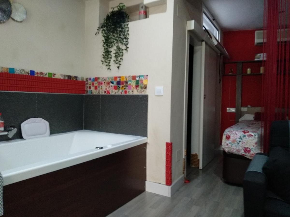 Appartement Loft "Coqueto" Rojo à Ubrique Extérieur photo