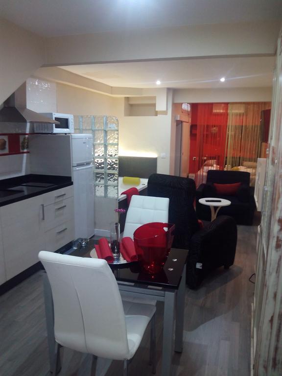 Appartement Loft "Coqueto" Rojo à Ubrique Extérieur photo